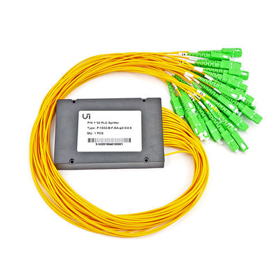 A132 단일모드 섬유 옵틱 PLC 분배기 3.0 밀리미터 검은 카세트 모듈 플라스틱